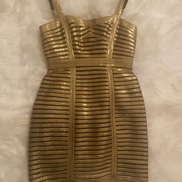 BCBG MAXAZRIA DRESS - Picture 3 of 6